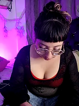 Piafisher1 online show from October 2025 01:39:01 AM