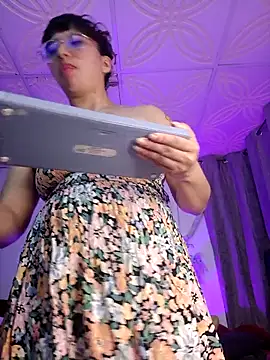 Piafisher1 online show from September 2025 01:11:02 AM