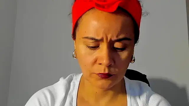 Sami Hotie1 online show from October 2025 08:22:02 PM