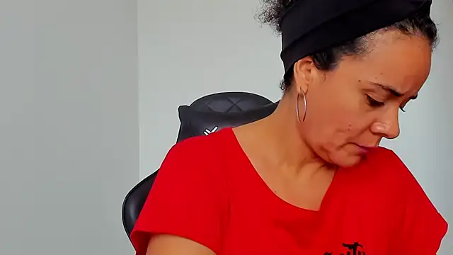 Sami Hotie1 online show from February 2026 09:36:01 PM