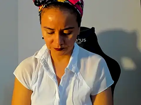 Sami Hotie1 online show from February 2025 09:04:02 PM