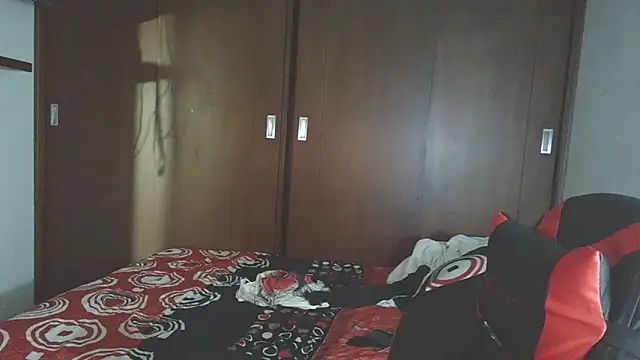 aresholland online show from October 2025 03:49:02 AM