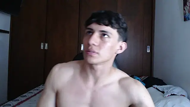 aresholland online show from February 2025 01:37:01 AM