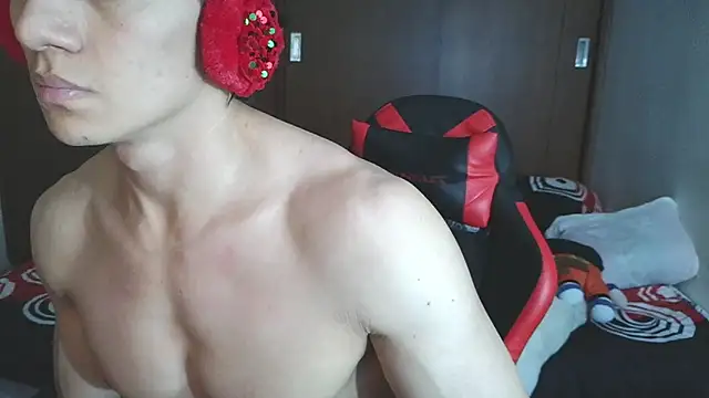 aresholland online show from December 2025 07:17:01 PM