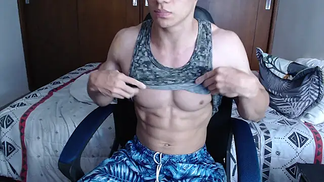 aresholland online show from March 2025 07:32:01 PM