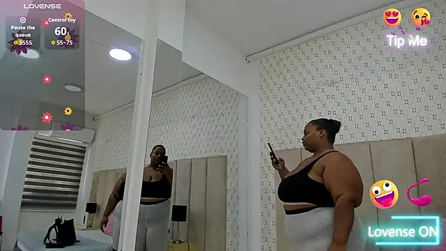 KiaraBrownn online show from September 2025 11:39:02 AM