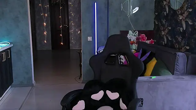 Blckmirrorr online show from April 2026 10:56:02 AM