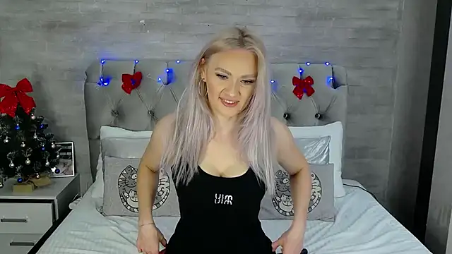 IsabellaDeRosa online show from November 2025 05:55:02 AM