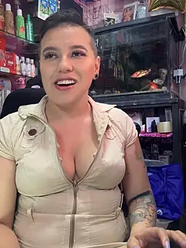 TamySweetness online show from October 2025 06:00:01 PM