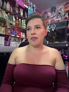 Snapshot of TamySweetness chatting on November 2025 07:03:01 PM TamySweetness online show from November 2025 07:03:01 PM