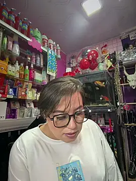 TamySweetness online show from May 2026 05:09:01 PM