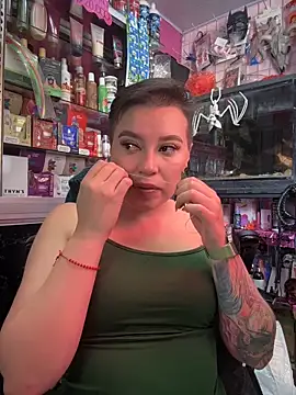 Snapshot of TamySweetness chatting on November 2025 04:11:02 PM TamySweetness online show from November 2025 04:11:02 PM