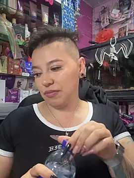 Snapshot of TamySweetness chatting on November 2025 07:47:01 PM TamySweetness online show from November 2025 07:47:01 PM