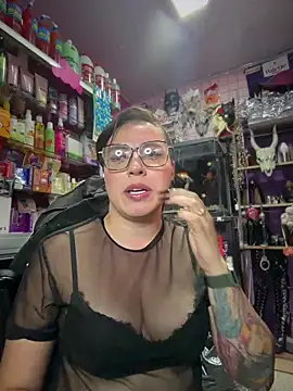 TamySweetness online show from April 2026 06:45:02 PM