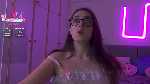 Snapshot of princiana chatting on November 2025 08:34:01 PM princiana online show from November 2025 08:34:01 PM