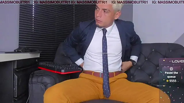 Snapshot of massimo_g chatting on December 2025 09:59:01 PM massimo g online show from December 2025 09:59:01 PM