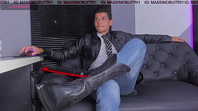 massimo g online show from April 2026 01:45:01 AM