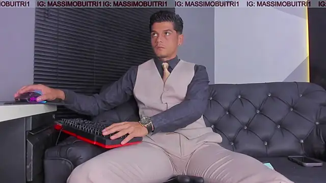 massimo g online show from June 2026 01:15:01 AM