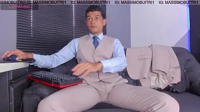 massimo g online show from May 2026 12:53:02 PM