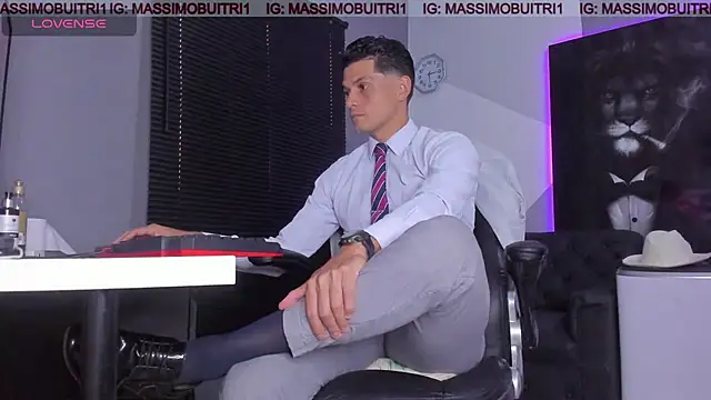 massimo g online show from October 2025 10:33:01 PM