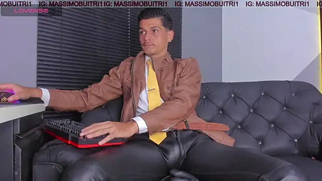massimo g online show from April 2026 10:58:01 PM