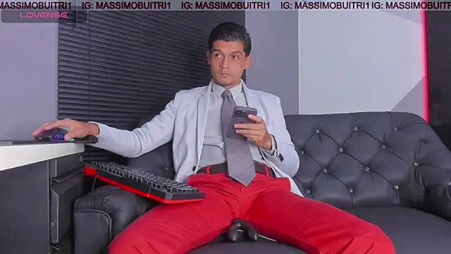 massimo g online show from May 2026 11:52:02 PM