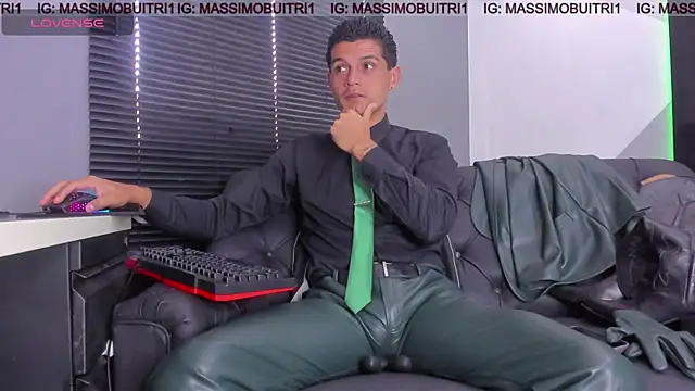 massimo g online show from April 2026 06:56:01 PM