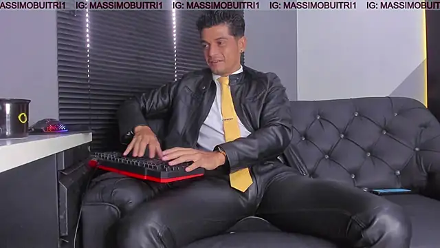 massimo g online show from June 2026 12:10:02 PM