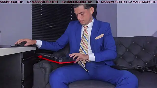 massimo g online show from November 2025 11:03:02 AM