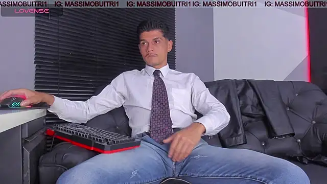 massimo g online show from April 2026 01:47:01 AM