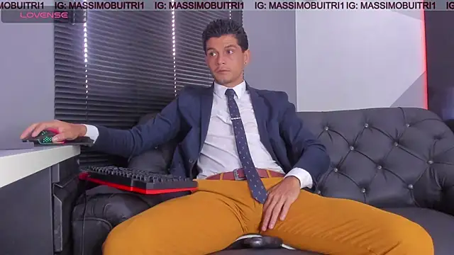 massimo g online show from May 2026 01:52:02 PM