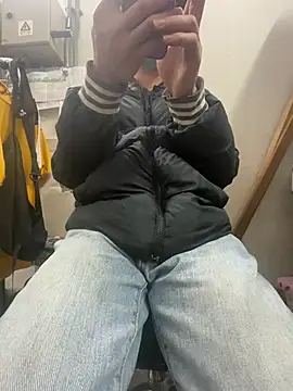 wSilEliaXm online show from February 2026 03:37:01 AM