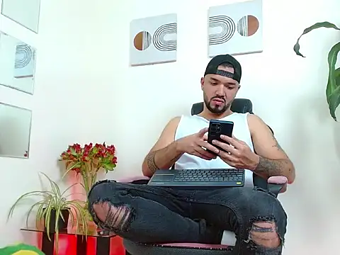 Snapshot of mathew_vidal1 chatting on November 2025 10:57:01 PM mathew vidal1 online show from November 2025 10:57:01 PM