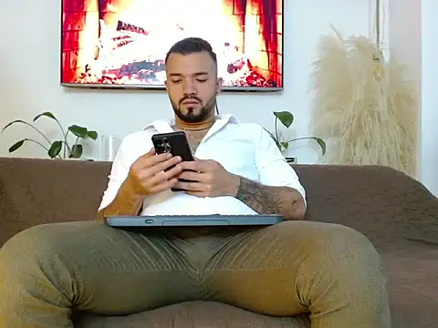 Snapshot of mathew_vidal1 chatting on November 2025 03:54:02 AM mathew vidal1 online show from November 2025 03:54:02 AM