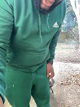 Snapshot of africandickxxl chatting on November 2025 05:17:02 PM africandickxxl online show from November 2025 05:17:02 PM