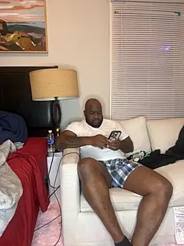 Snapshot of africandickxxl chatting on November 2025 03:29:03 AM africandickxxl online show from November 2025 03:29:03 AM