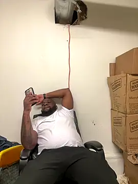 Snapshot of africandickxxl chatting on November 2025 03:12:02 PM africandickxxl online show from November 2025 03:12:02 PM