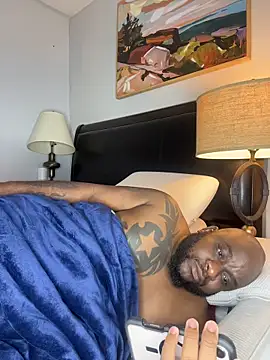 Snapshot of africandickxxl chatting on November 2025 10:02:01 PM africandickxxl online show from November 2025 10:02:01 PM