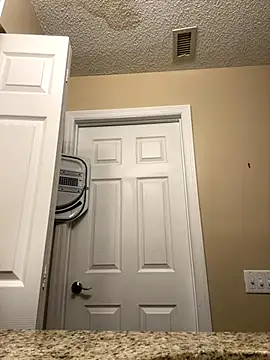 Snapshot of africandickxxl chatting on November 2025 01:32:02 PM africandickxxl online show from November 2025 01:32:02 PM