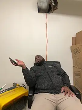 Snapshot of africandickxxl chatting on December 2025 01:32:02 PM africandickxxl online show from December 2025 01:32:02 PM