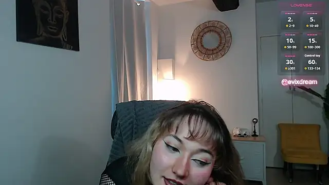 Crystal-dreamt online show from April 2026 09:05:02 AM