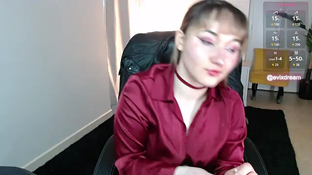 Crystal-dreamt online show from March 2026 01:14:02 PM