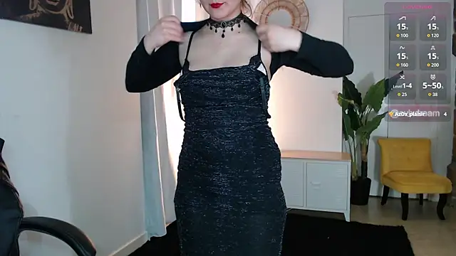 Crystal-dreamt online show from May 2026 09:13:01 AM