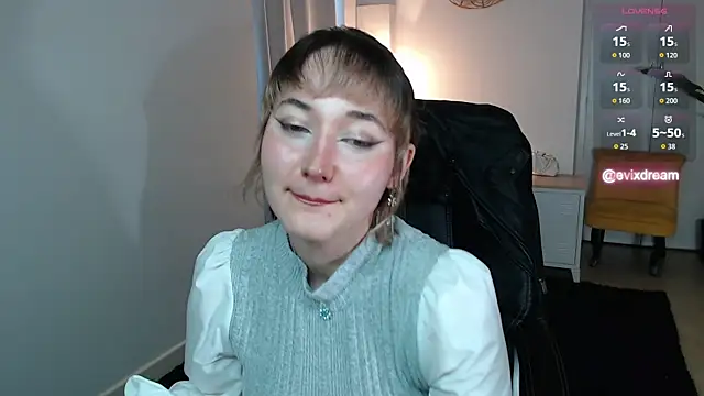 Crystal-dreamt online show from March 2026 10:07:01 AM