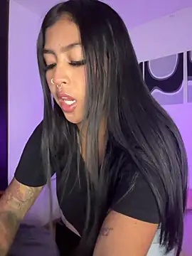 Snapshot of meganjames1 chatting on October 2025 11:25:01 PM meganjames1 online show from October 2025 11:25:01 PM