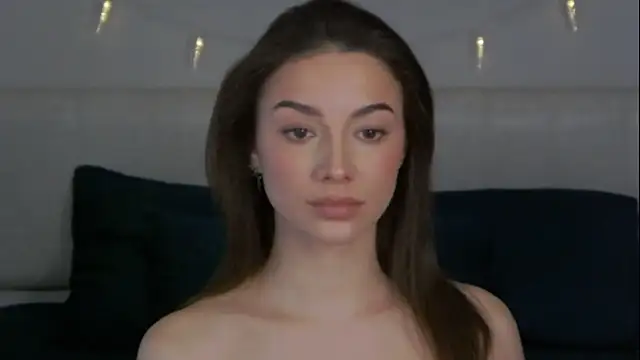 Snapshot of sinthiaroze chatting on December 2024 06:11:01 PM sinthiaroze online show from December 2024 06:11:01 PM