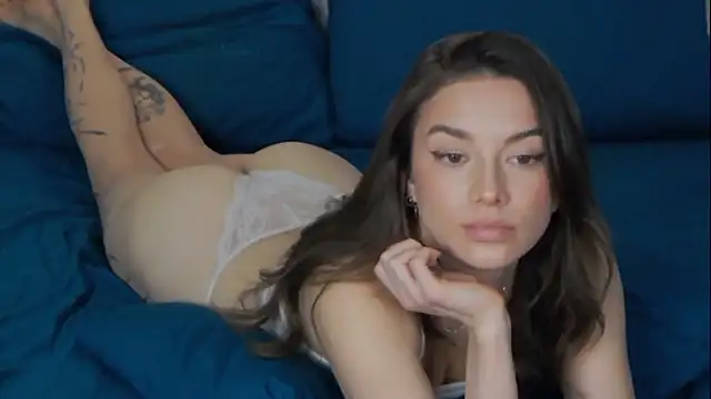 Snapshot of sinthiaroze chatting on December 2024 05:49:01 PM sinthiaroze online show from December 2024 05:49:01 PM