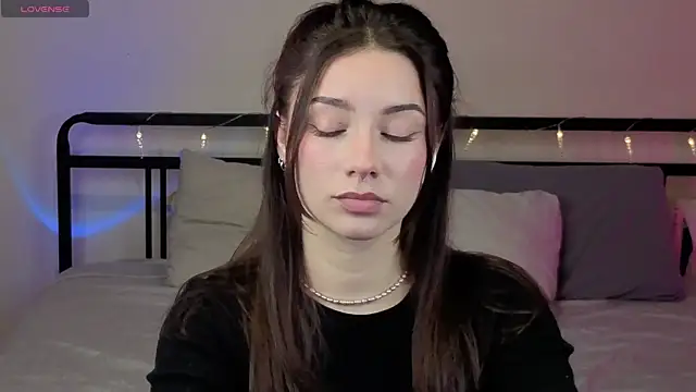 Snapshot of sinthiaroze chatting on October 2025 07:26:02 PM sinthiaroze online show from October 2025 07:26:02 PM