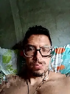 AlejoColombia online show from January 2026 03:52:01 PM