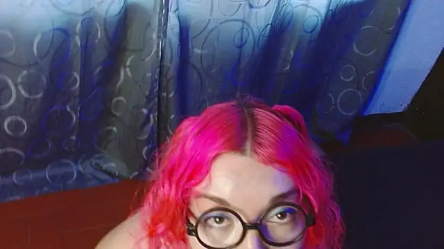 ASTRIDBULM online show from June 2026 02:51:01 PM
